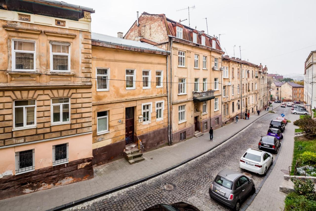 Old Town Cosy Apartment ลวีฟ ภายนอก รูปภาพ